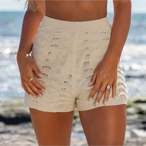Cupshe Belle Crochet Cover-Up Shorts S/Beige